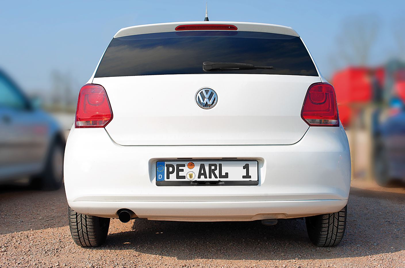 Lescars Rückfahr-Kamera im Nummernschild-Halter für iOS und Android, www.pearl.de