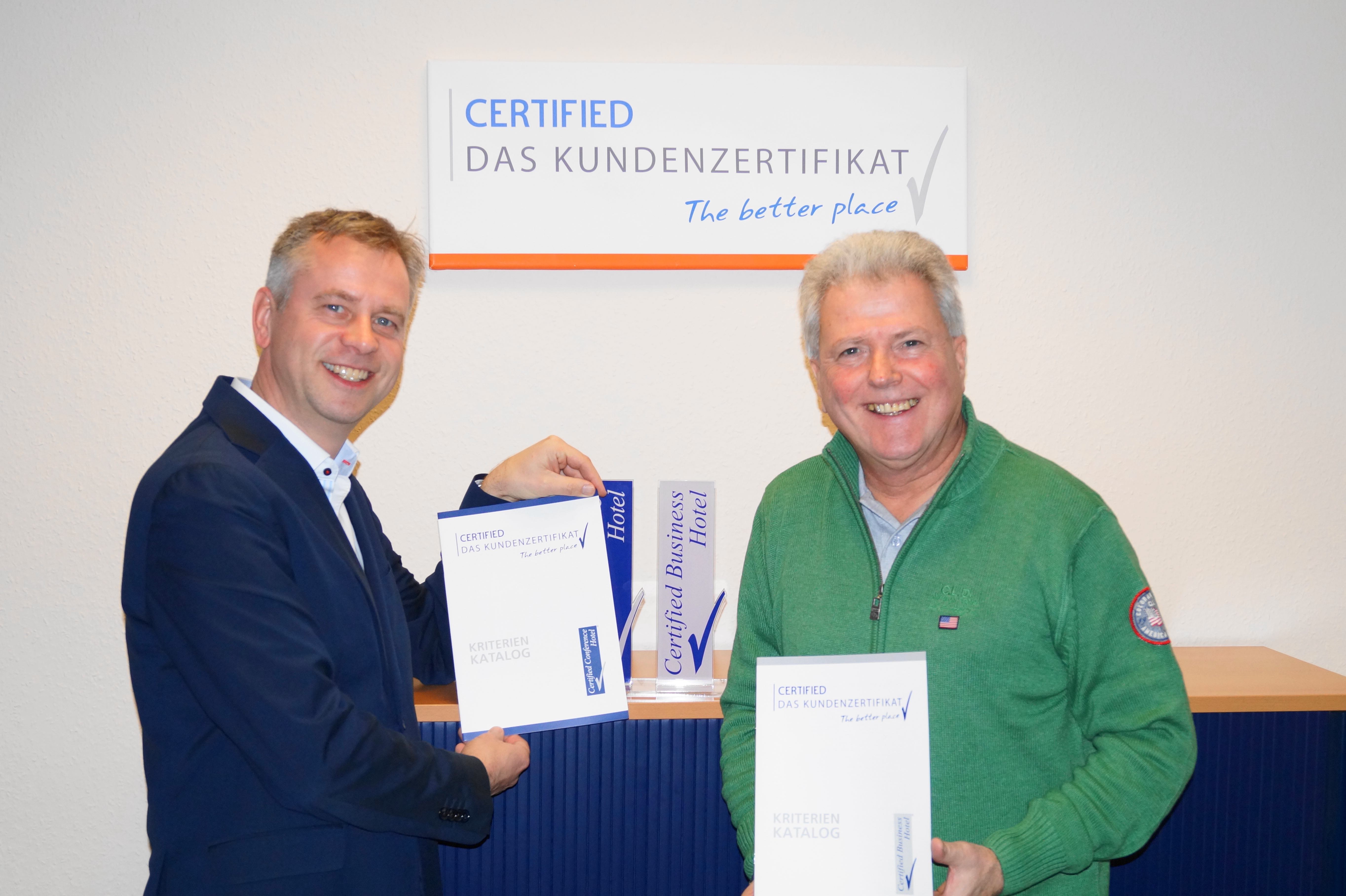 Till Runte und Holger Leisewitz (v.l.n.r.)