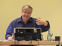 In seinen Seminaren vermittelt Dr. Stefan Schaub Freude an Klassischer Musik.