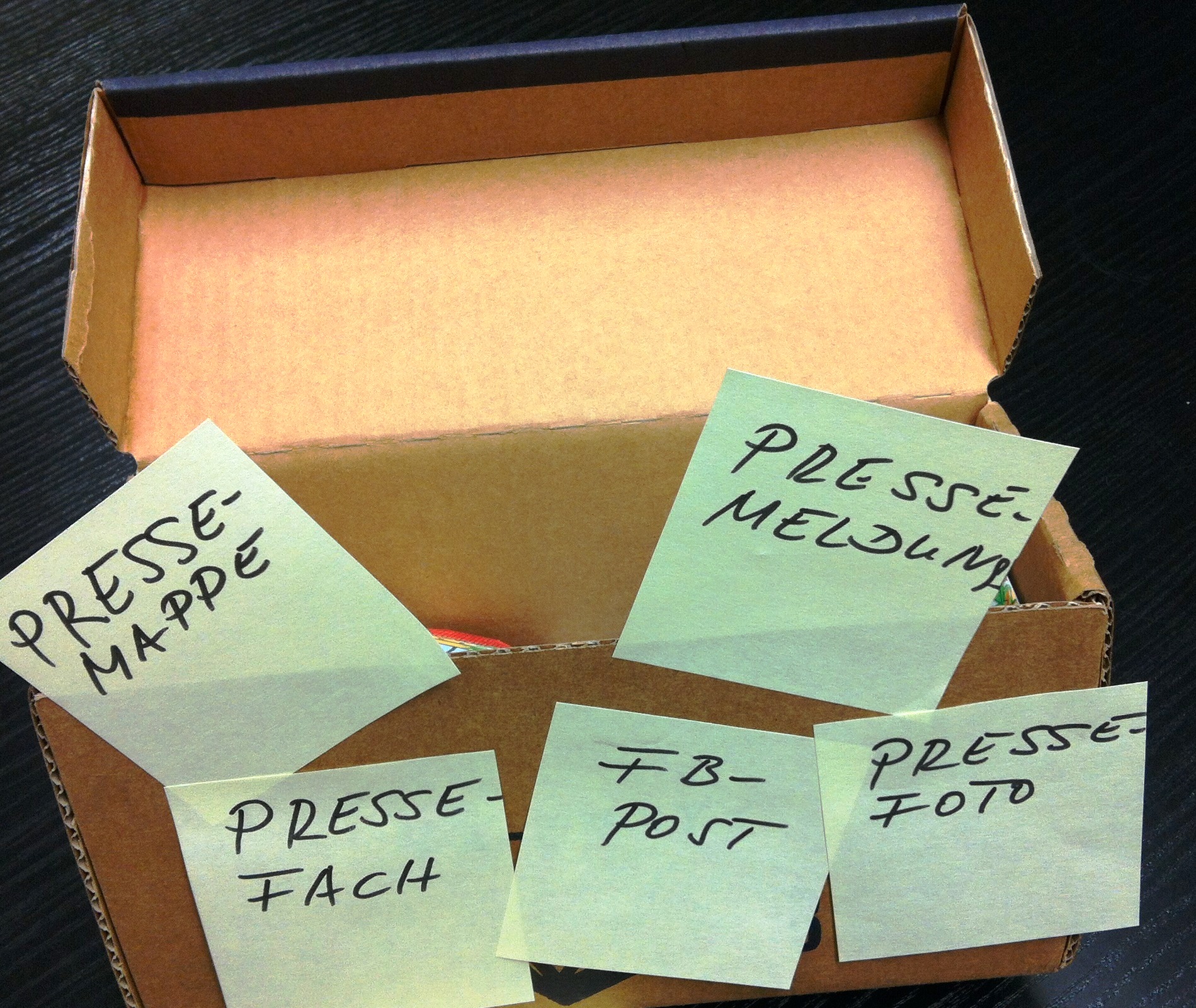 BU: Foto Nr. 01Die PR-Messebox bedient alle Kommunikationskanäle