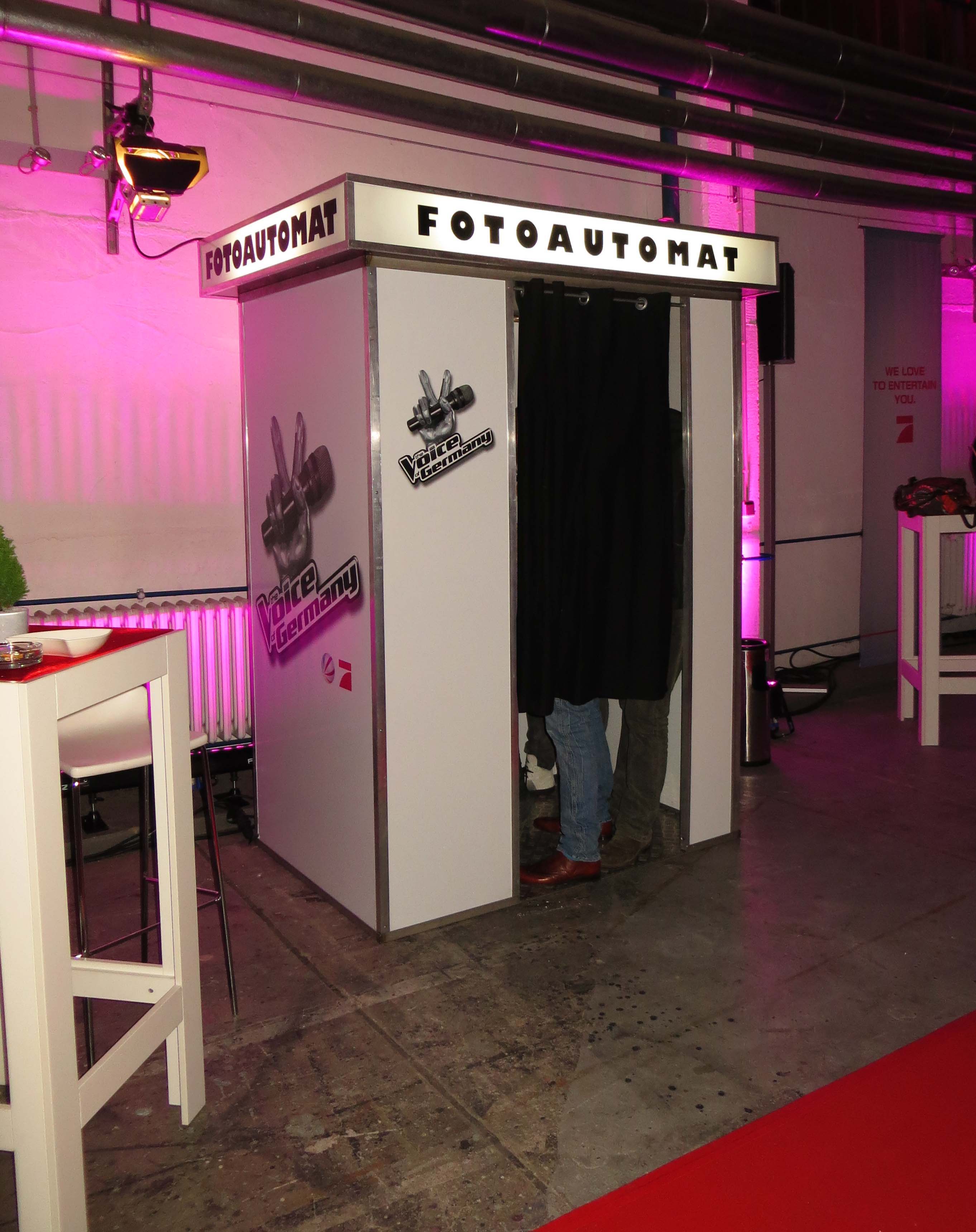 FlashU Fotoautomat auf der auf der After Show Party von the Voice FlashU Fotoautomat auf der auf der After Show Party von the Voice