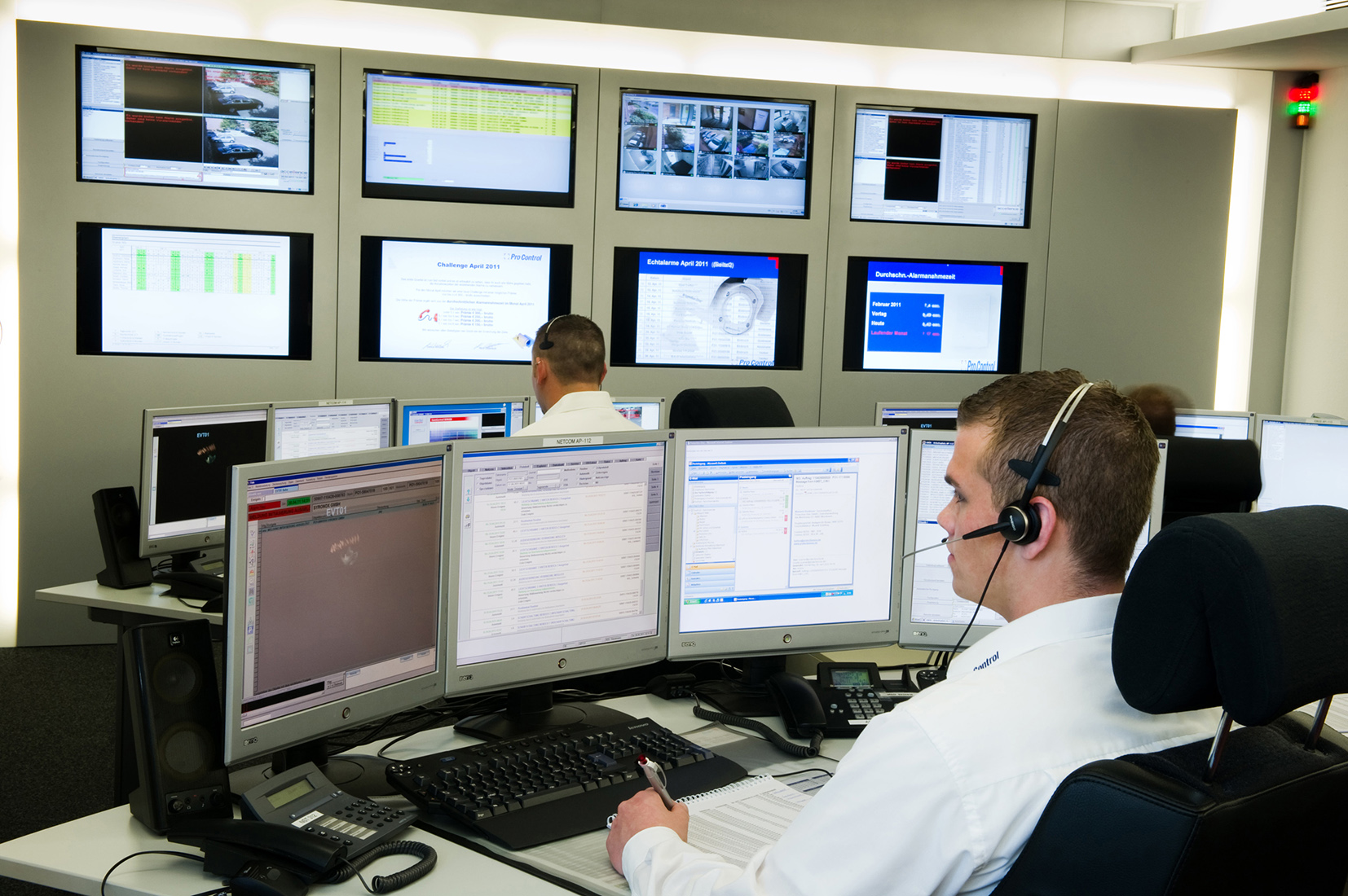 Notruf- und Serviceleitstelle bei Protection One Notruf- und Serviceleitstelle bei Protection One