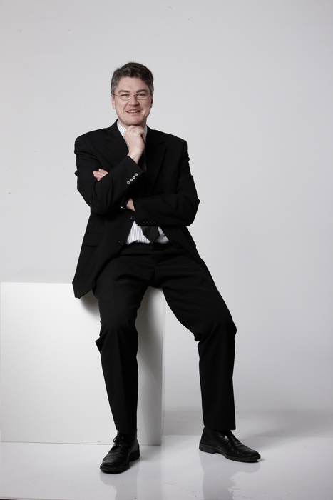 Prof. Dr. Lars Rademacher