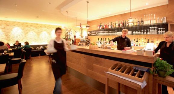 Tolle Arrangements zum Valentinstag im Restaurant Maximilian in Frankfurt Tolle Arrangements zum Valentinstag im Restaurant Maximilian in Frankfurt