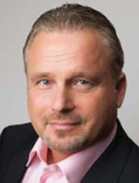Kundengewinnungs-Coach und Xing-Experte Andre Schneider Kundengewinnungs-Coach und Xing-Experte Andre Schneider
