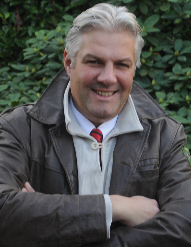 Recyclingexperte_Dellschau_Robert_Dipl.Ing. Recyclingexperte_Dellschau_Robert_Dipl.Ing.