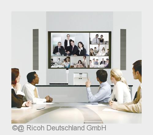 Das Unified Communications System P3500 ermöglicht Audio-Video-Konferenzen mit bis zu 20 Standorten. Das Unified Communications System P3500 ermöglicht Audio-Video-Konferenzen mit bis zu 20 Standorten.