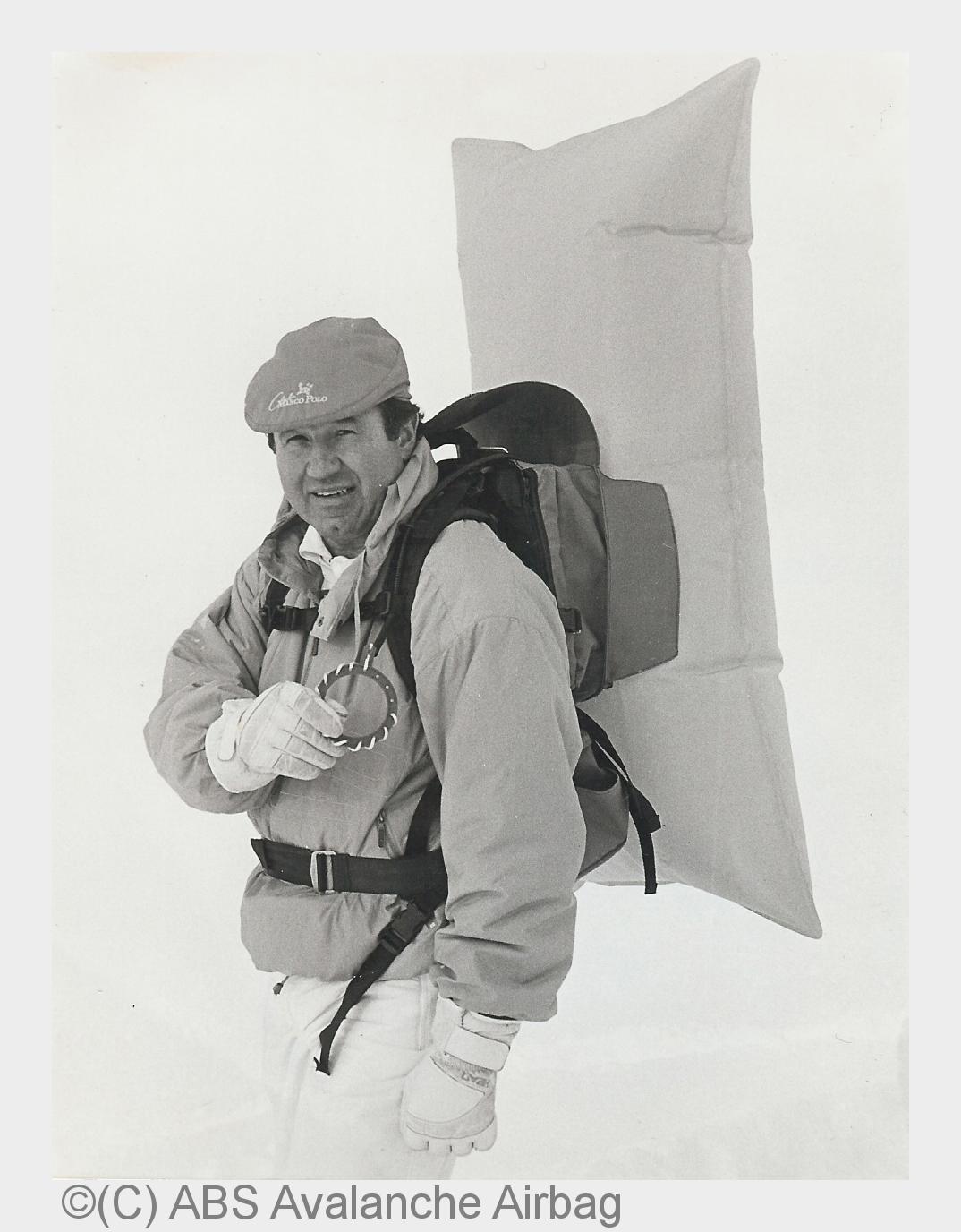 Peter Aschauer präsentierte auf der ISPO 1985 das erste voll funktionsfähige ABS-Airbagsystem. (Bild