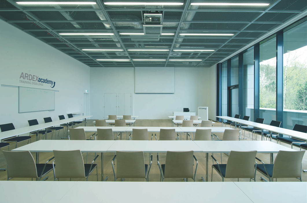 Die neuen Seminare der ARDEXacademy kombinieren technische Fragen und Betriebsführung.