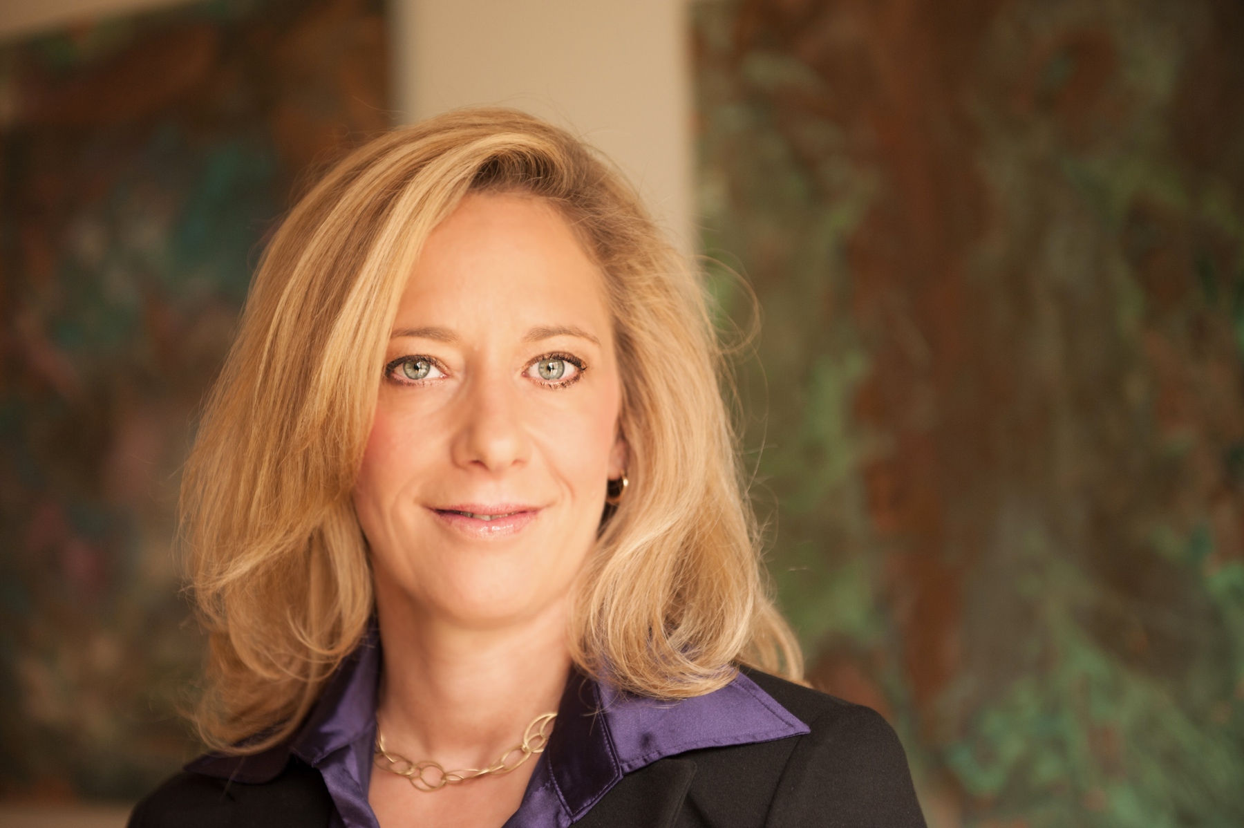 Business Expertin Dr. Renée Moore Business Expertin Dr. Renée Moore