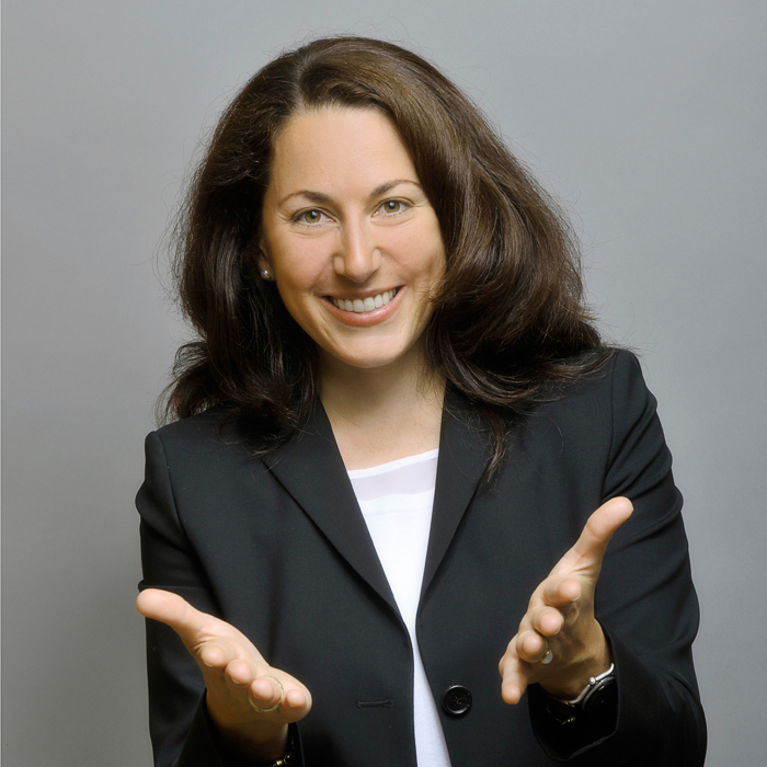 Kim Burzan: Sprachrohr zwischen Produktentwicklern und Absatzmärkten im Medizin- und Dentalsektor Kim Burzan: Sprachrohr zwischen Produktentwicklern und Absatzmärkten im Medizin- und Dentalsektor