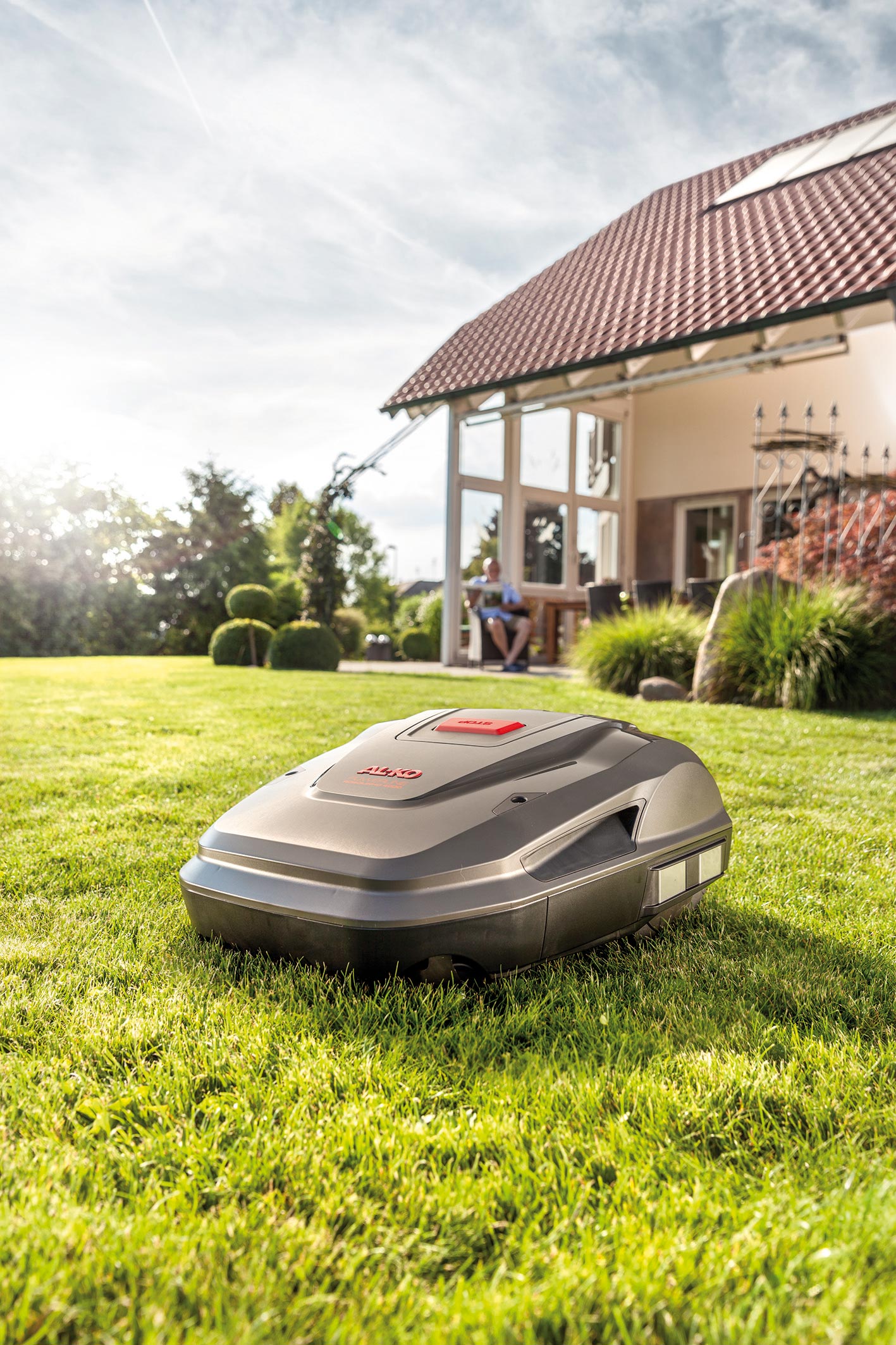 Robolinho®: die leistungsstarken Mähroboter mähen selbständig- ganz egal zu welcher Zeit Robolinho®: die leistungsstarken Mähroboter mähen selbständig- ganz egal zu welcher Zeit