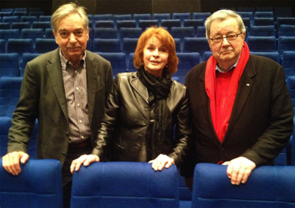 BU(v.l.n.r.): Thomas Kuchenreuther Senta Berger Prof. Dr. Thomas Hinz (Sprecher des Kuratoriums) (c BU(v.l.n.r.): Thomas Kuchenreuther Senta Berger Prof. Dr. Thomas Hinz (Sprecher des Kuratoriums) (c