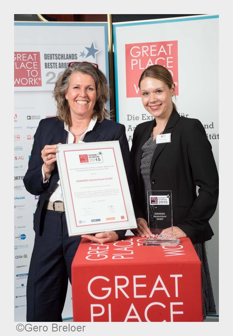 Glückliche Gewinner der Great Place to Work®-Auszeichnung (Bildquelle: Gero Breloer)
