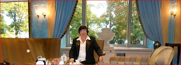 Erfolgscoach mit Herz* und Verstand, Marie-Luise Berrang. Und wie der Zufall es will, Baum mit *Herz Erfolgscoach mit Herz* und Verstand, Marie-Luise Berrang. Und wie der Zufall es will, Baum mit *Herz