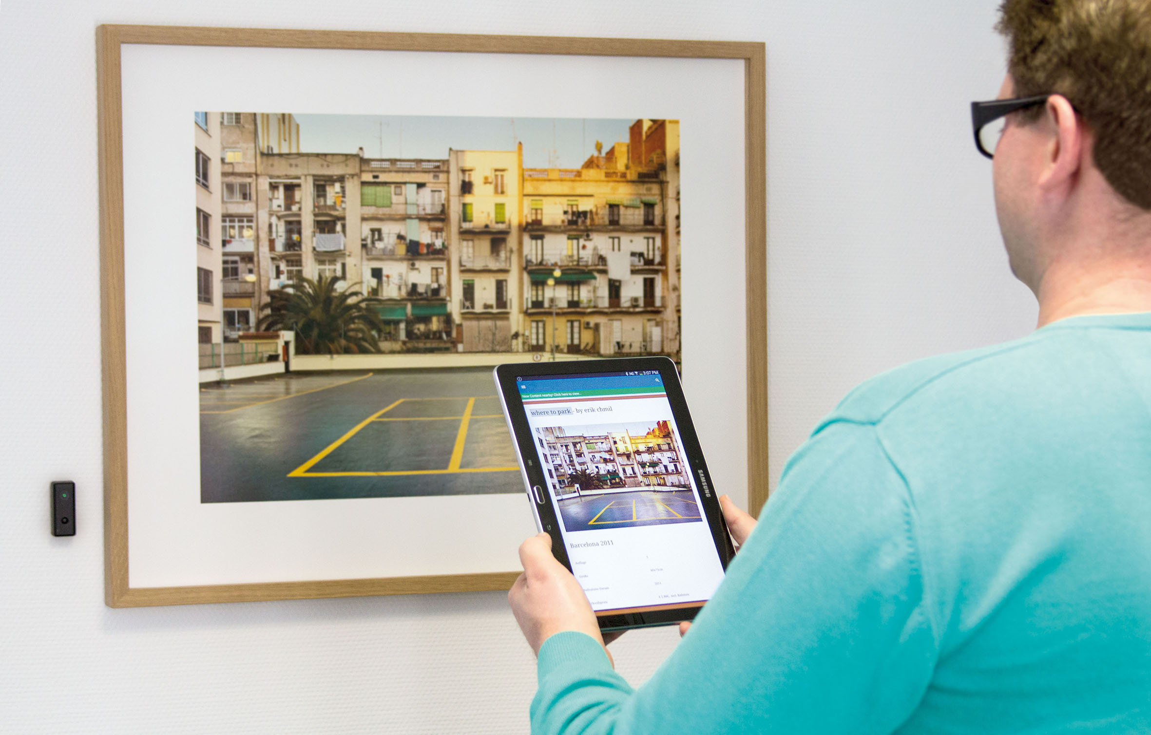 iBeacon für innovatives Marketing - Marcus Decker zeigt in Köln, wie es funktioniert. iBeacon für innovatives Marketing - Marcus Decker zeigt in Köln, wie es funktioniert.