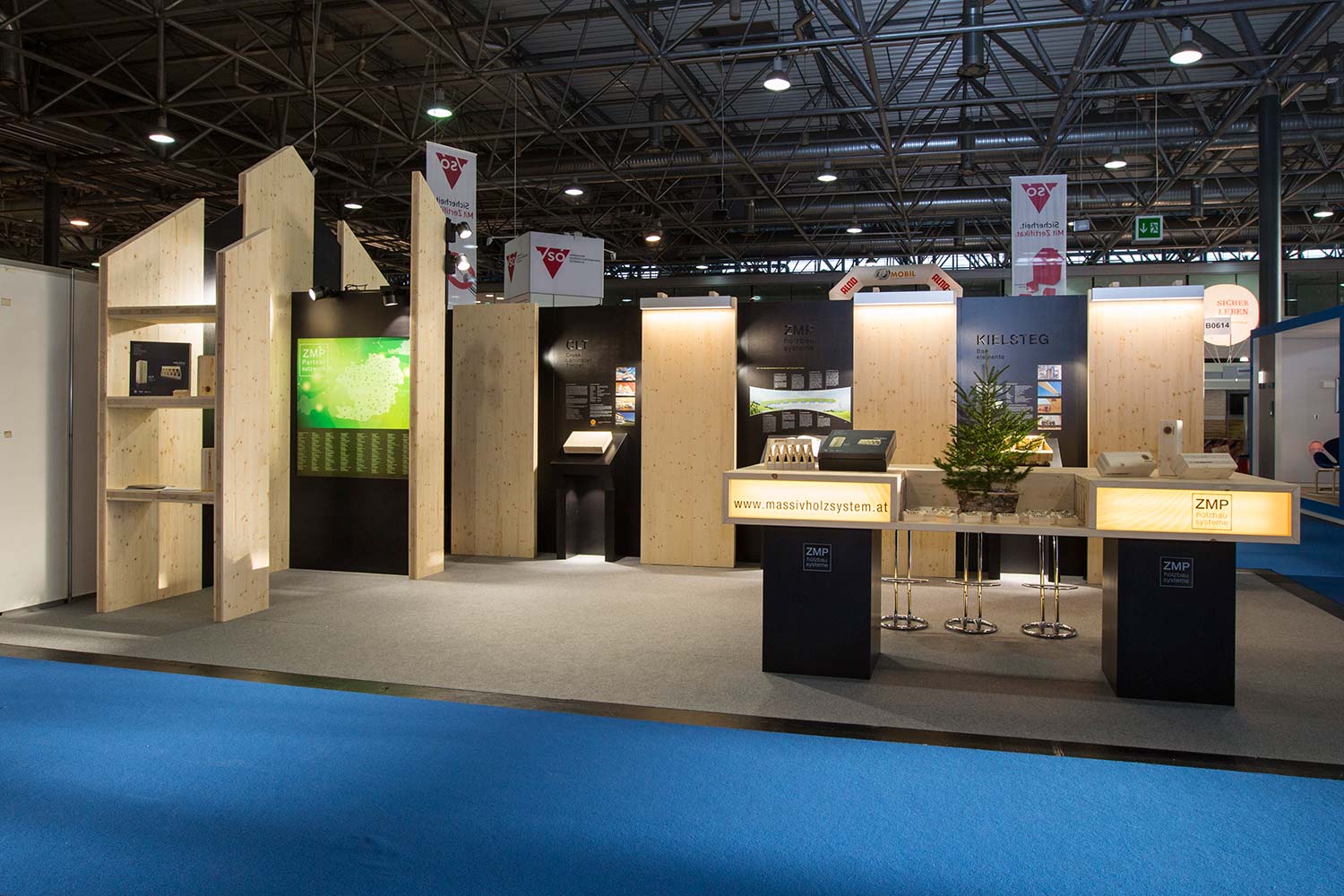 Der neue ZMP-Messestand ist ein echter Hingucker.