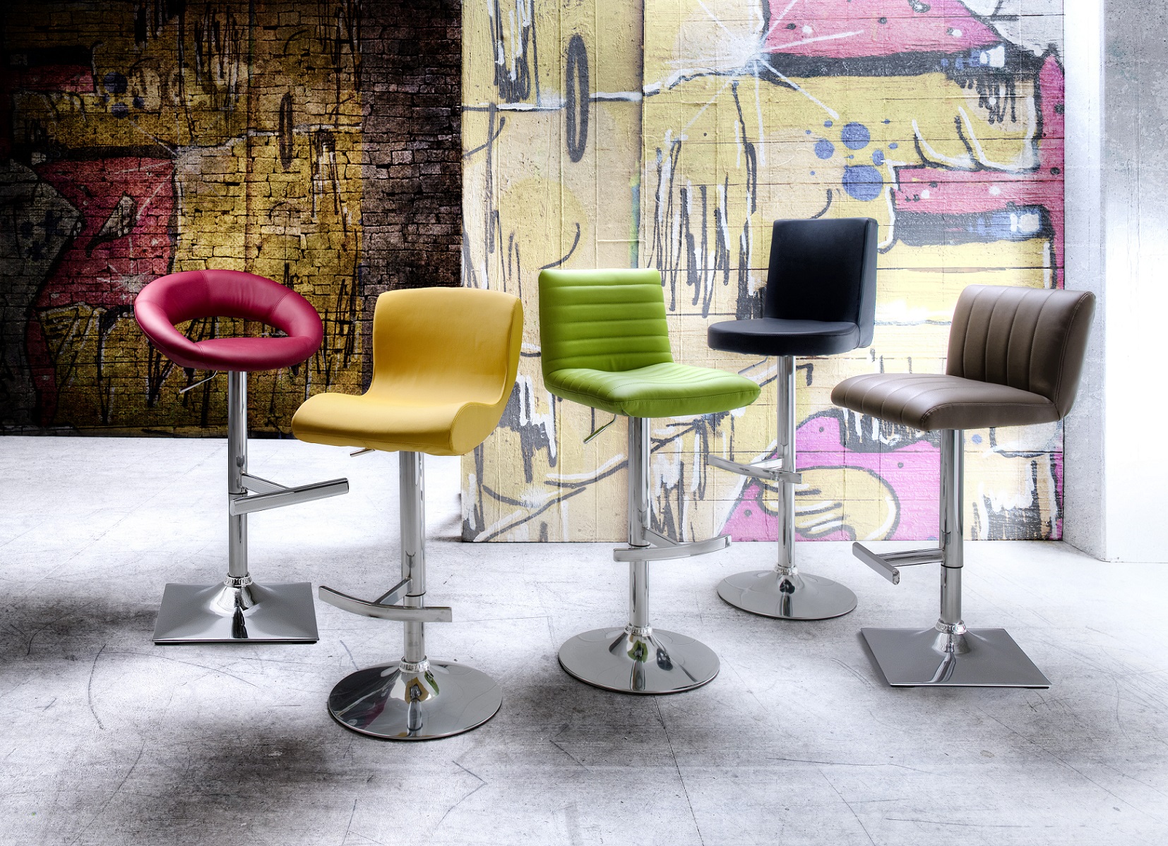 Barhocker in bunten Farben sind im Trend Barhocker in bunten Farben sind im Trend