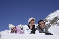 Familie im Schnee