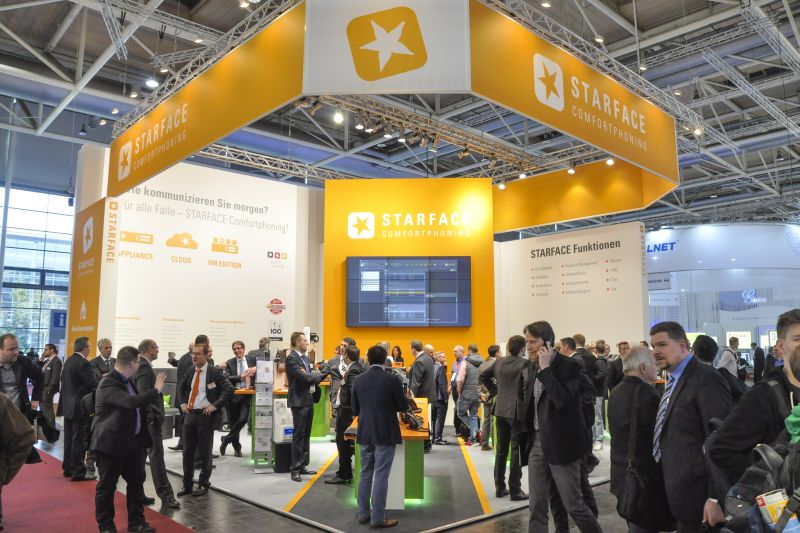 Reger Besucherandrang am STARFACE Stand auf der CeBIT 2015 Reger Besucherandrang am STARFACE Stand auf der CeBIT 2015