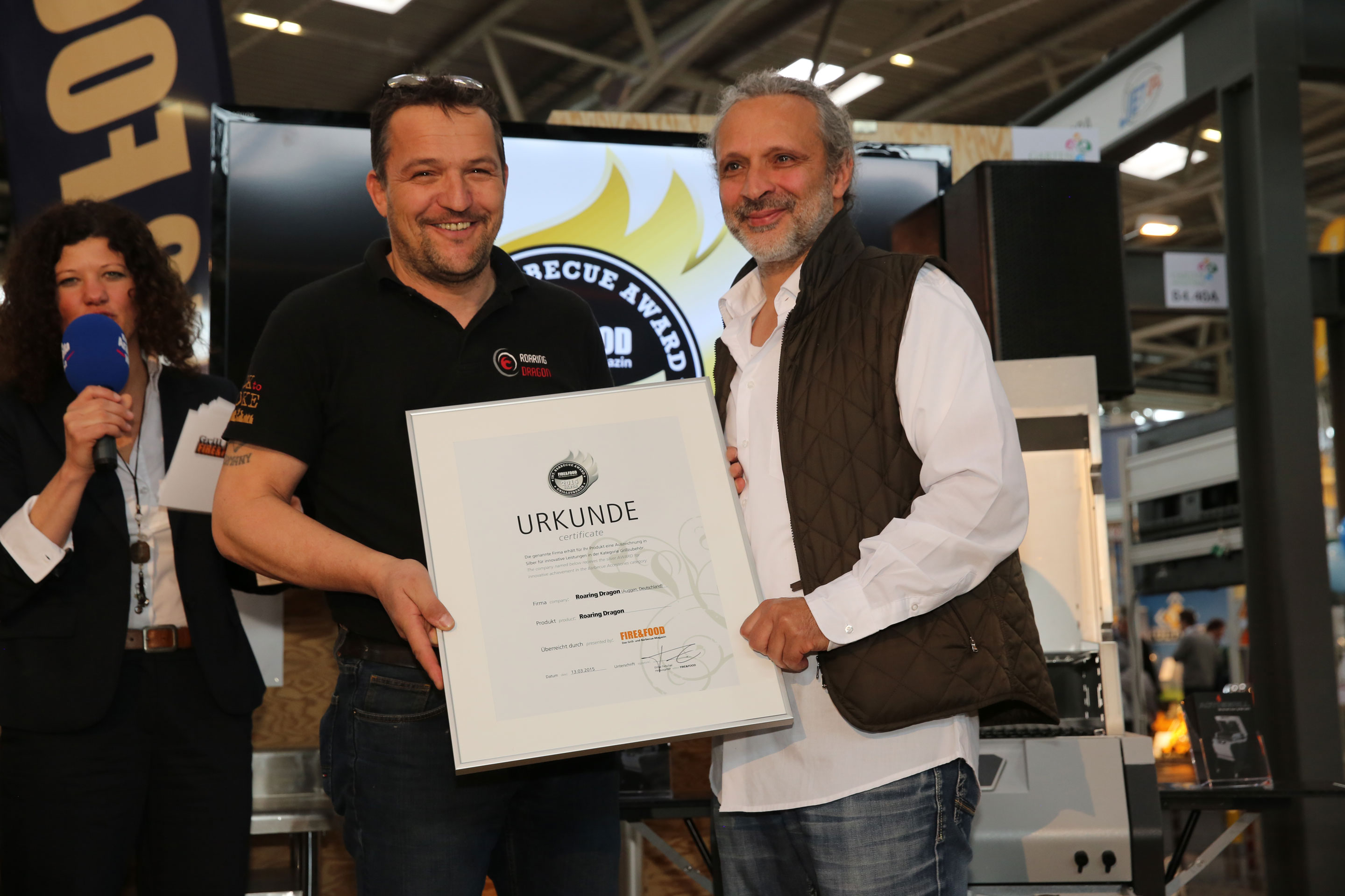 M. Köpf von Roaring Dragon und E. Fletscher von Fire& Food (v.l.n.r.)