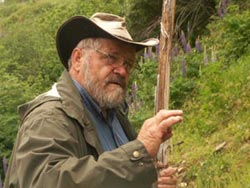 Sepp Holzer erklärt seine Permakultur