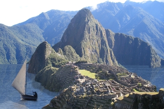Trancordillera-Kanal bei Machu Picchu Trancordillera-Kanal bei Machu Picchu