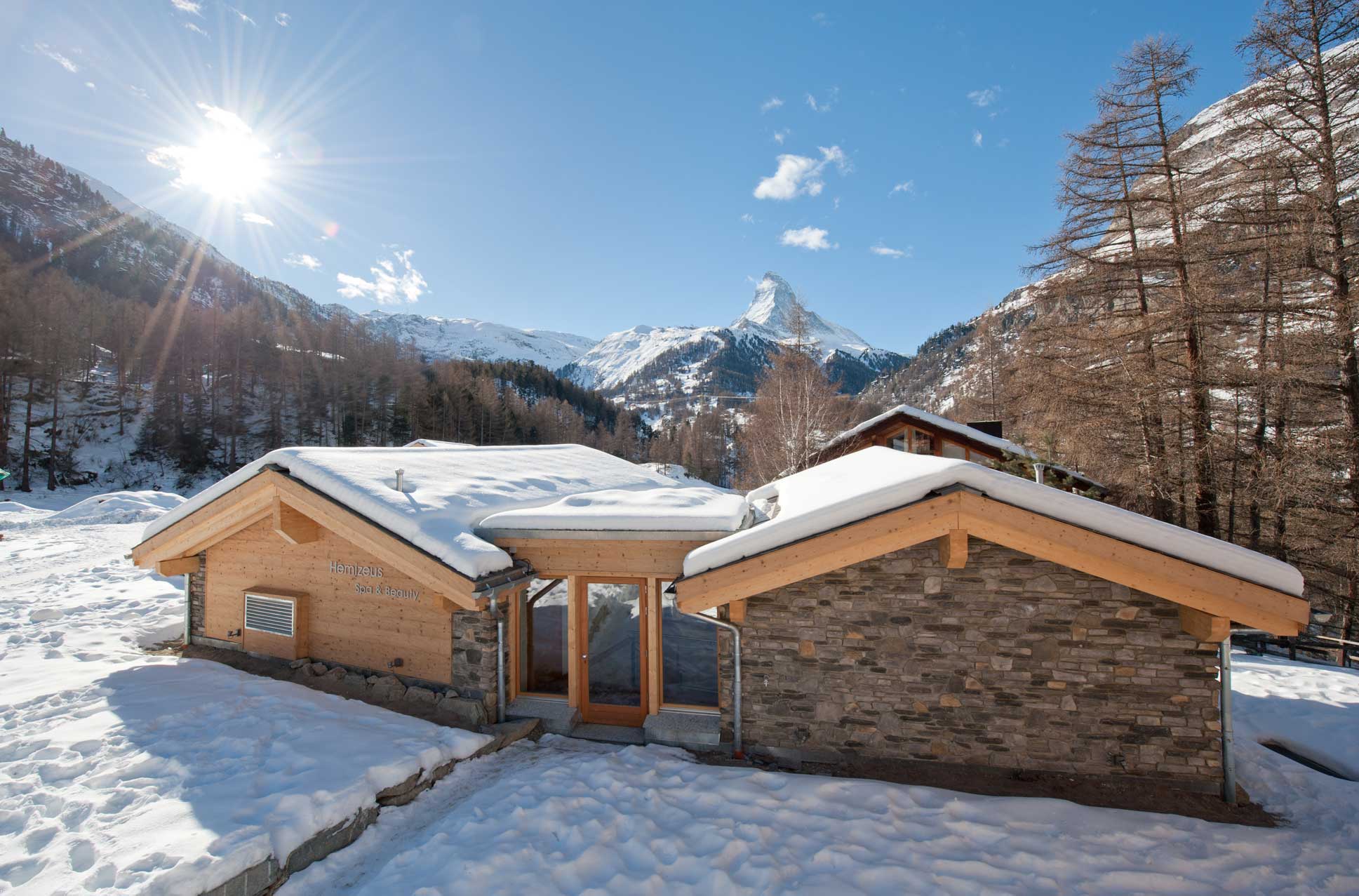 Hotel Hemizeus lädt zum freien Eintritt in das Iremia SPA ein Hotel Hemizeus lädt zum freien Eintritt in das Iremia SPA ein