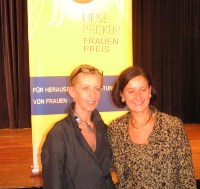 Monika Mori und LR Mag. Johanna Mikl-Leitner