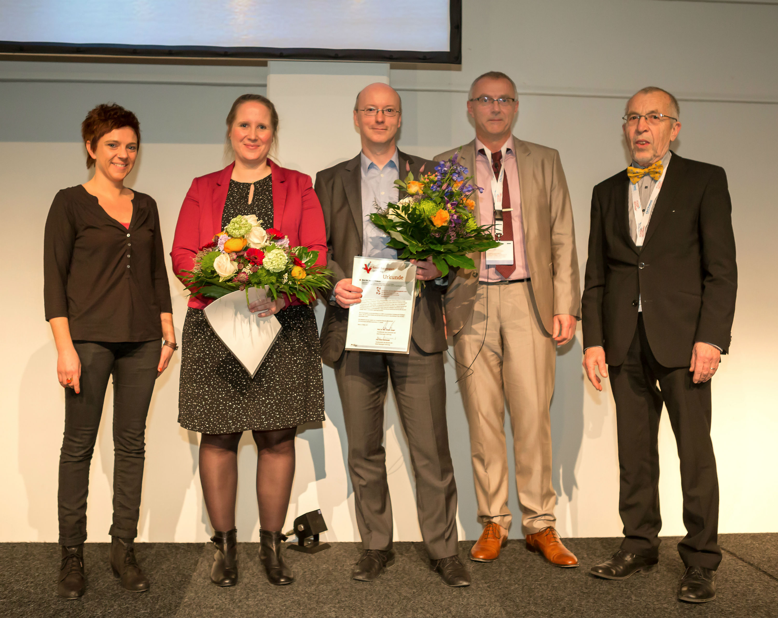 Anne-Christin Kopp, Dr. Hoffmann, Dr. Wilhelm, Prof. Ewert, Hans-Dieter Kulla (v.l.n.r.)