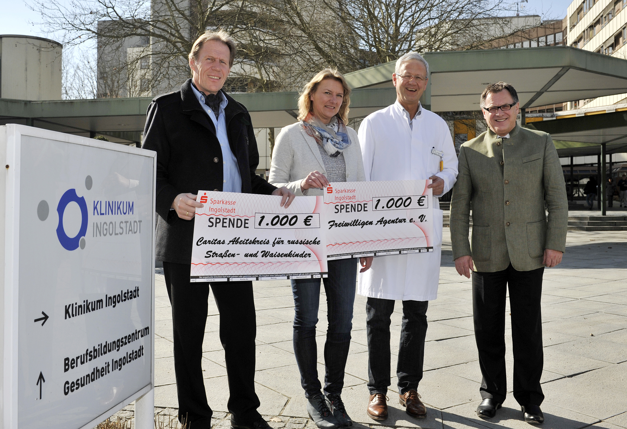 Spende des Klinikum Ingolstadts an regionale und internationale Hilfsprojekte. Foto: Klinikum Ingols