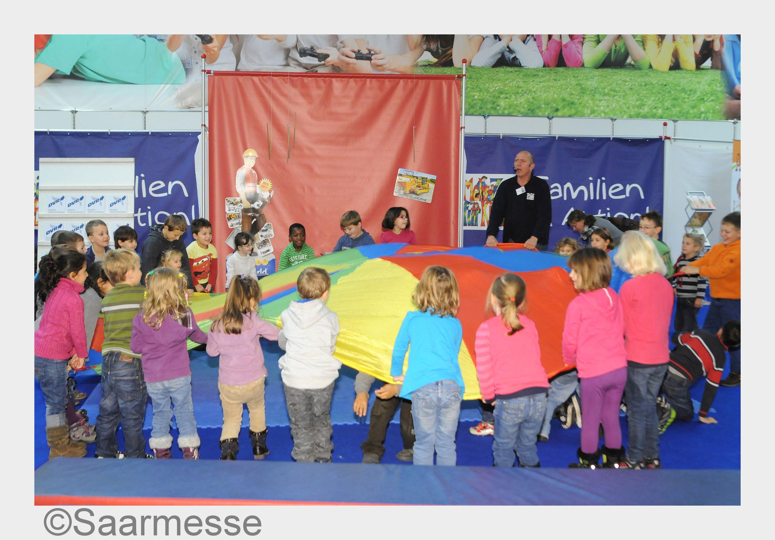 Familien in Aktion auf der Saarmesse 2015 (Bildquelle: Saarmesse)