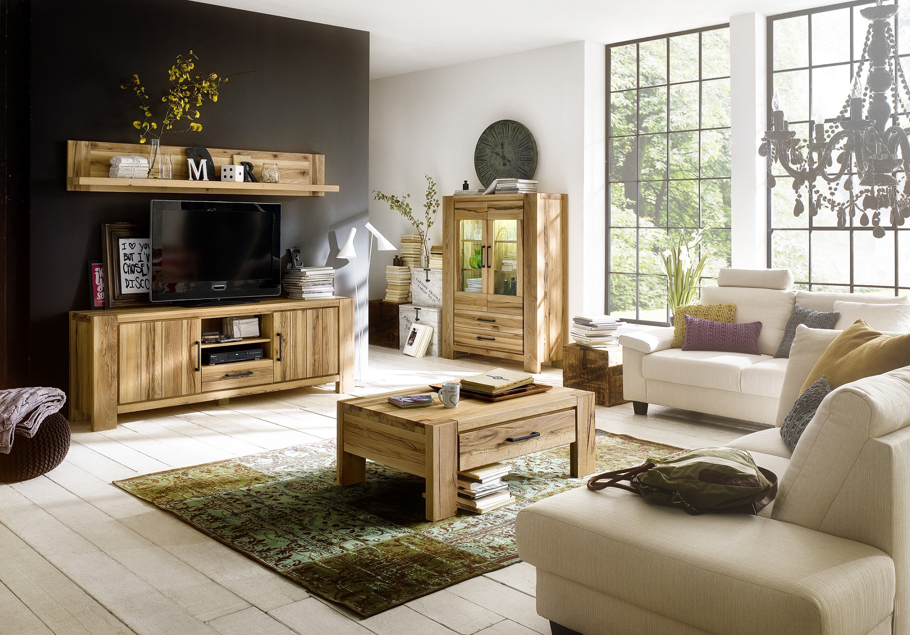 Wohnzimmer im modernen Landhausstil