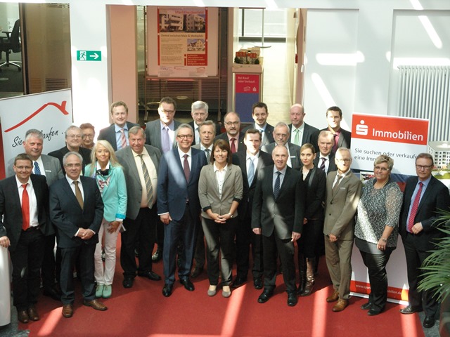 ImmobilienCenter Würzburgüber das Leistungsspektrum der Deutsche Bauwelten GmbH
