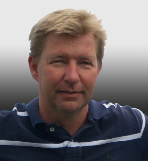 Jakob Bayer von HP stellt die Co-Marketing Zone auf der BrandMaker User Conference?RoadMap 2015"