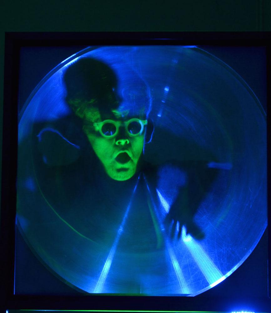 "Cosmic", eine Theater-Performance in der Experiminta in Frankfurt