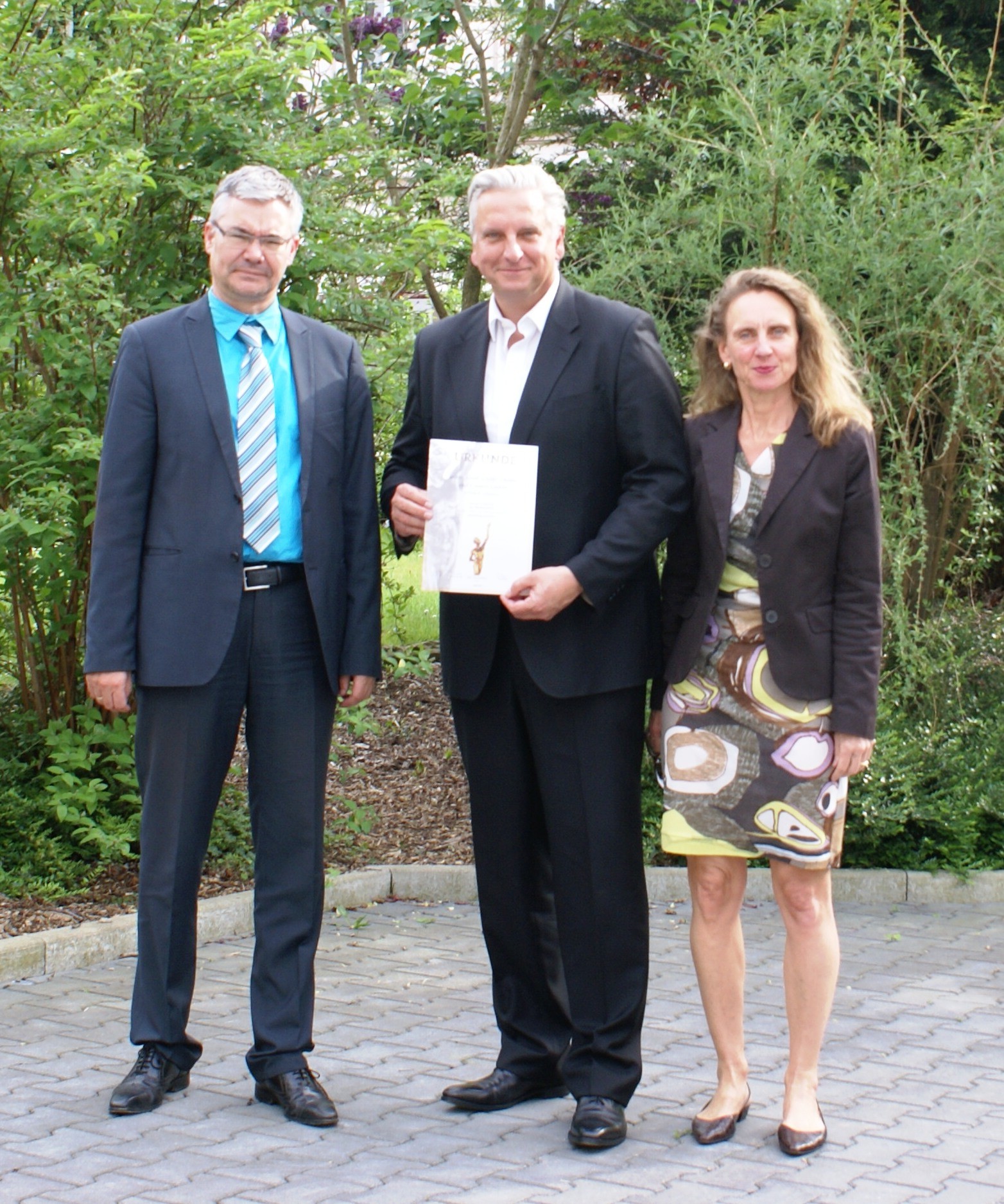 Arndt Schäfer erhält die Urkunde zur Erreichung der Juryliste Arndt Schäfer erhält die Urkunde zur Erreichung der Juryliste