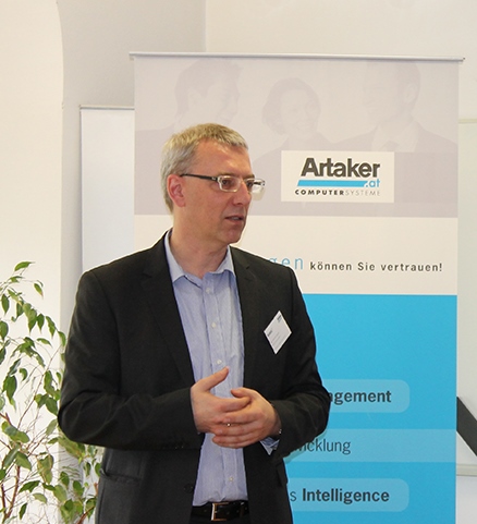 Dr. Helmut Szpott, Leiter des Competence Centers ECM bei Artaker Computersysteme Dr. Helmut Szpott, Leiter des Competence Centers ECM bei Artaker Computersysteme