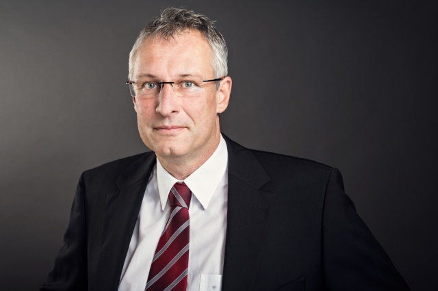 Andreas Vogl (50) leitet den Support bei STARFACE.