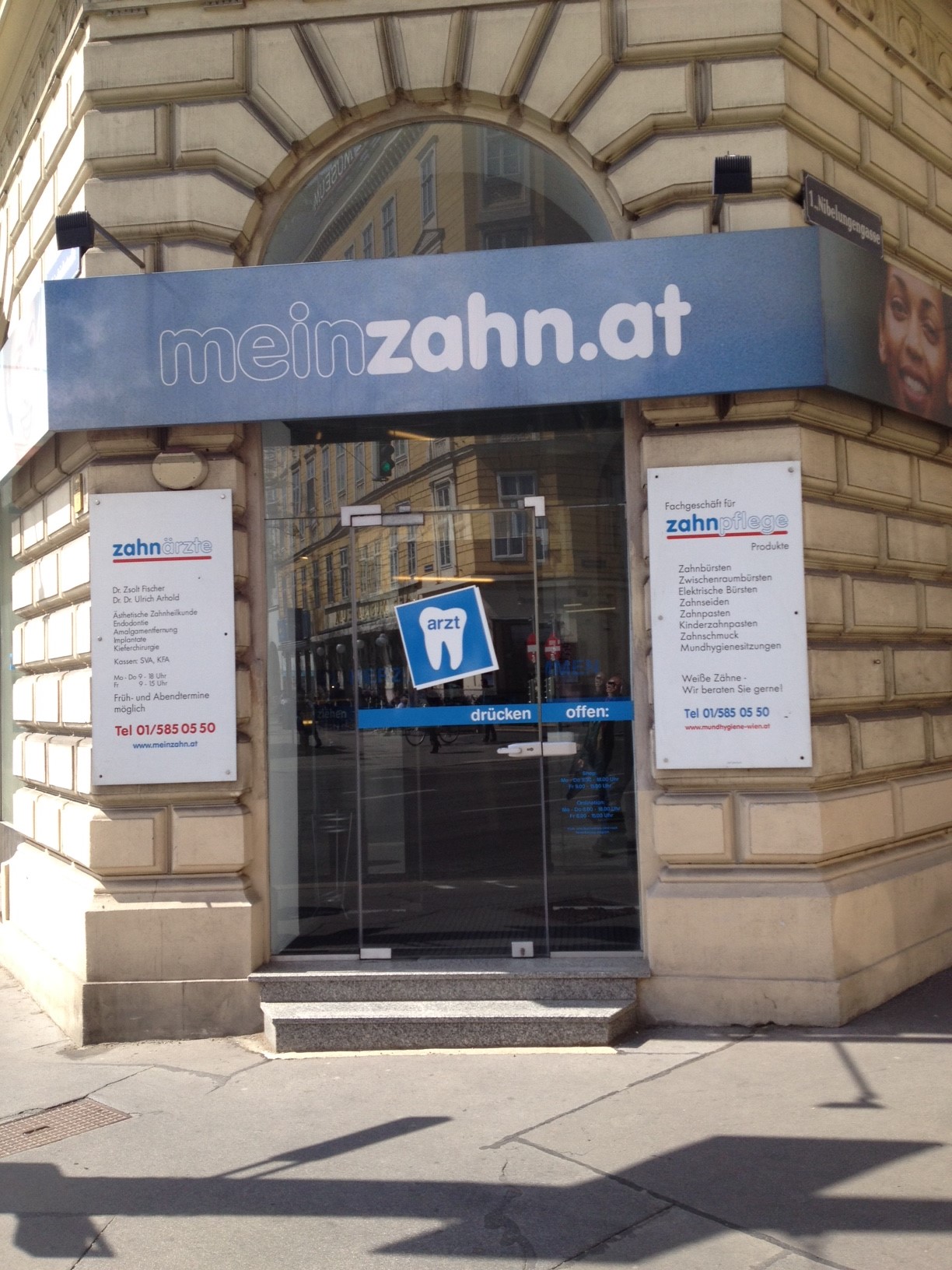 meinzahn.at Patienten werden hier zu fast jeder Tages- und Nachtzeit behandelt. Gratis Zahnarzt-Notd meinzahn.at Patienten werden hier zu fast jeder Tages- und Nachtzeit behandelt. Gratis Zahnarzt-Notd