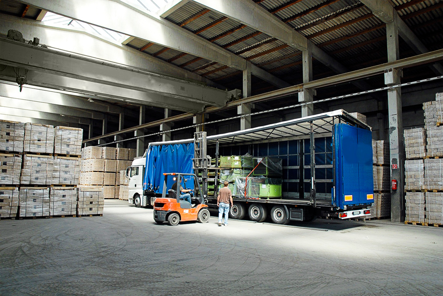 Dramatische Auswirkungen auf Wirtschaft: Unternehmen bräuchten zurzeit sechs Mal mehr freie LKW