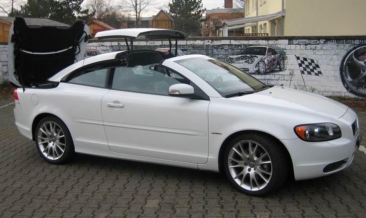 SmartTOP Zusatz-Verdecksteuerung von Mods4cars für das Volvo C70 Cabrio SmartTOP Zusatz-Verdecksteuerung von Mods4cars für das Volvo C70 Cabrio