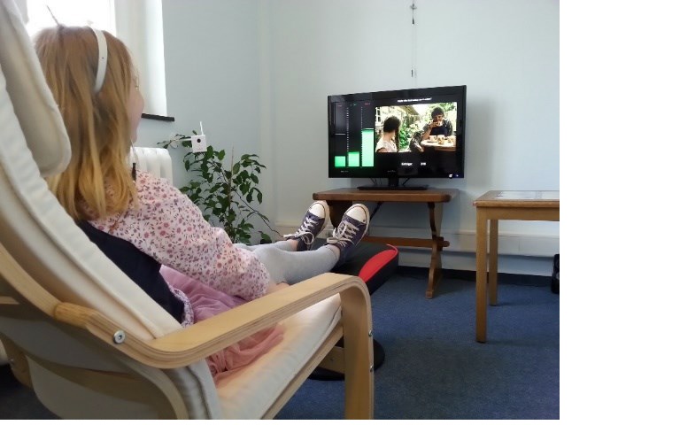 Beim Neurofeedback-Training lernen die Schüler, ihre Aufmerksamkeit selbstständig zu steuern.