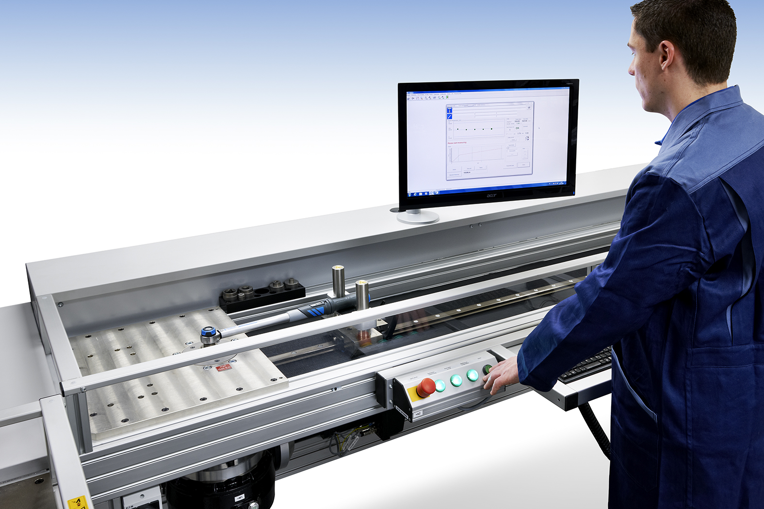 Automatisierte Kalibriereinrichtung SCHATZ®-caliTEST für handbetätigte Drehmoment-Schraubwerkzeuge Automatisierte Kalibriereinrichtung SCHATZ®-caliTEST für handbetätigte Drehmoment-Schraubwerkzeuge