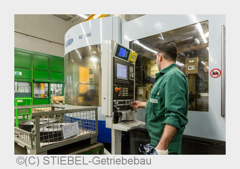 Bei STIEBEL entstehen fortschrittliche, robuste Getriebe für den zukunftsorientierten Einsatz. (Bild Bei STIEBEL entstehen fortschrittliche, robuste Getriebe für den zukunftsorientierten Einsatz. (Bild