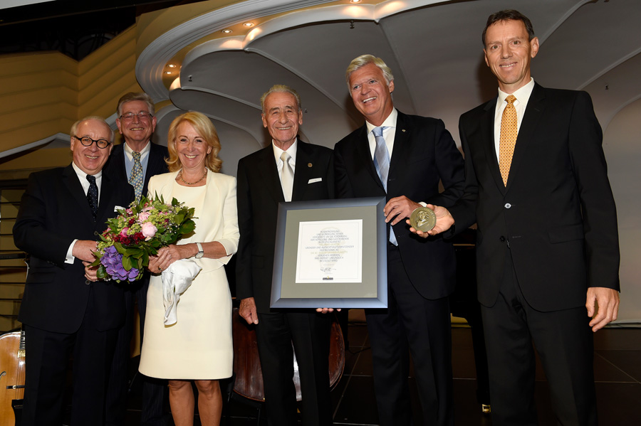 Siegfried Meister (Rational AG) erhält die 60.Brillat-Savarin-Plakette von der FMBA-Stiftung.