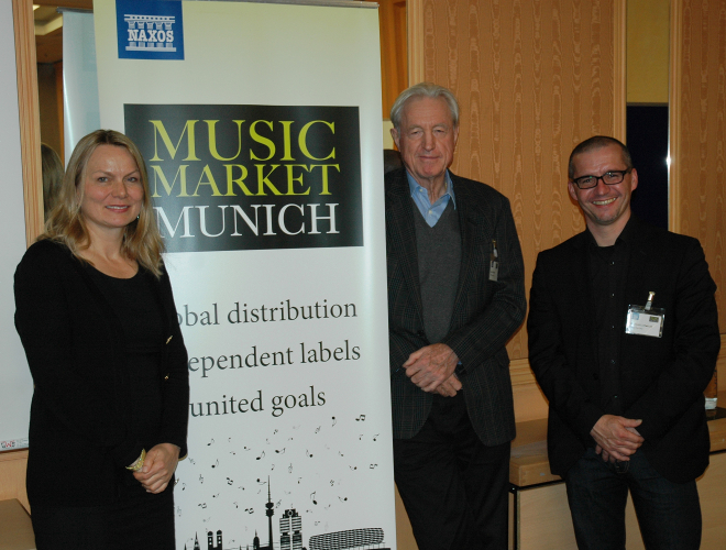 v.l.: Astrid Angvik (Ltg. Marketing), Klaus Heymann (Naxos-Chairman), Matthias Lutzweiler (dt. Gf.) v.l.: Astrid Angvik (Ltg. Marketing), Klaus Heymann (Naxos-Chairman), Matthias Lutzweiler (dt. Gf.)
