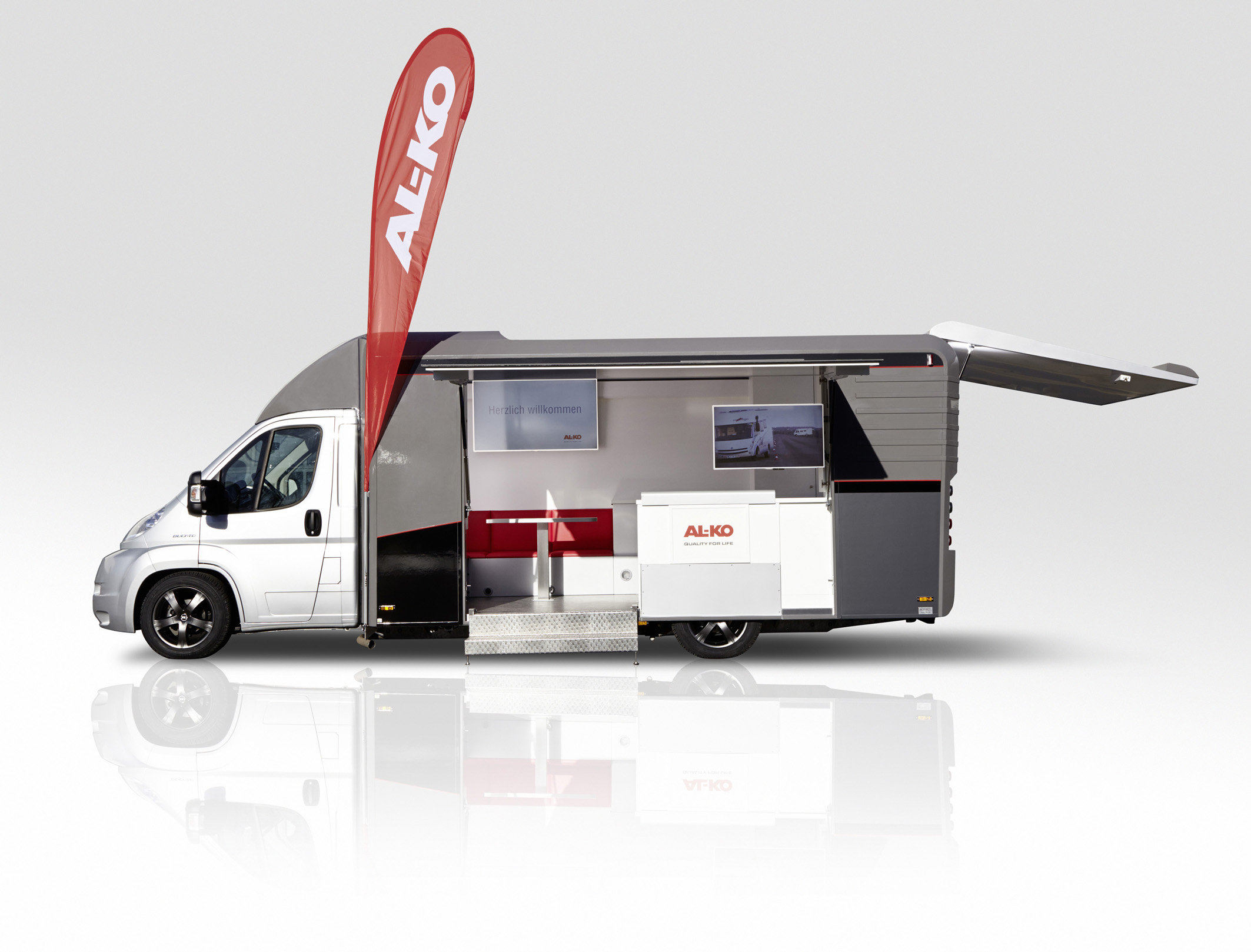 Präsentieren, informieren und verkaufen: Das neue Markenmobil von AL-KO