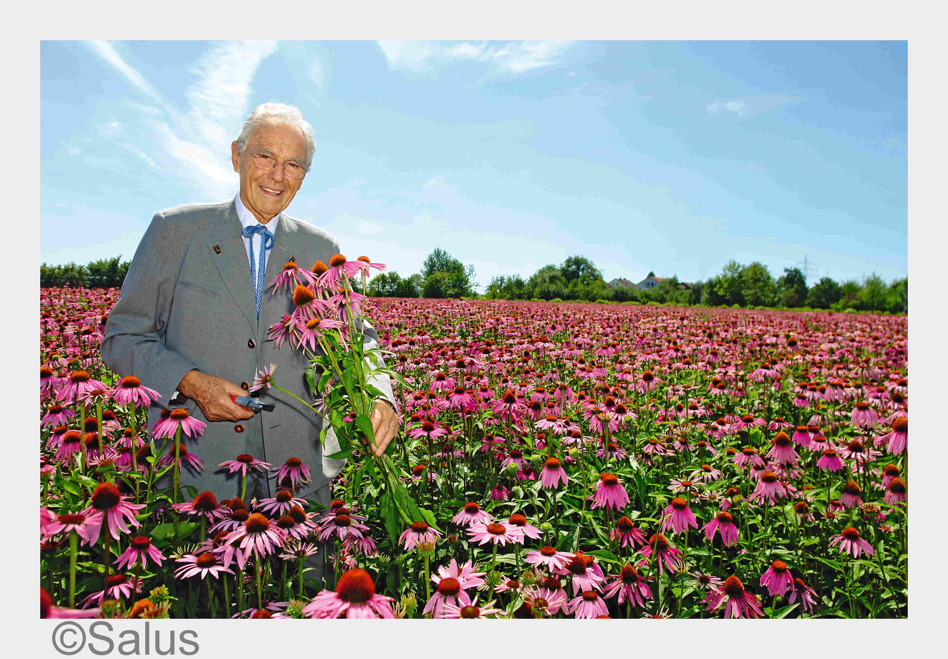 Naturmedizin hilft gegen Abbauprozesse, das weißSalus-Geschäftsführer Otto Greither (90). (Bildquell
