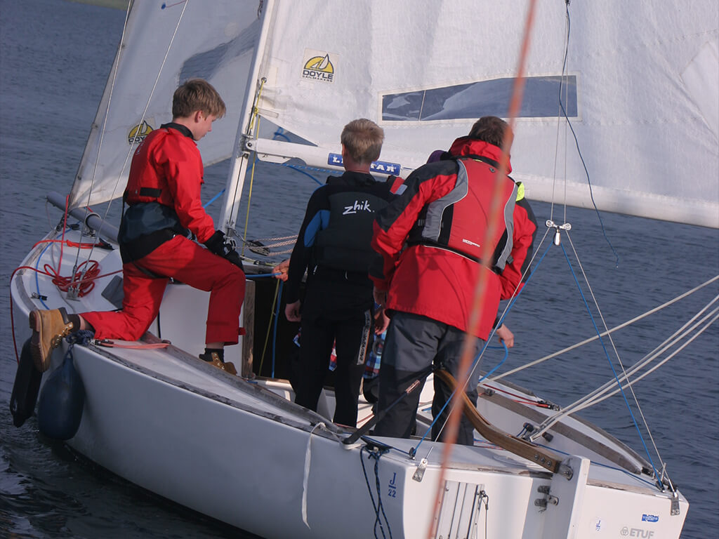 ETUF Easy Sailing ? Ohne eigenes Boot unkompliziert am Baldeneysee segeln. ETUF Easy Sailing ? Ohne eigenes Boot unkompliziert am Baldeneysee segeln.